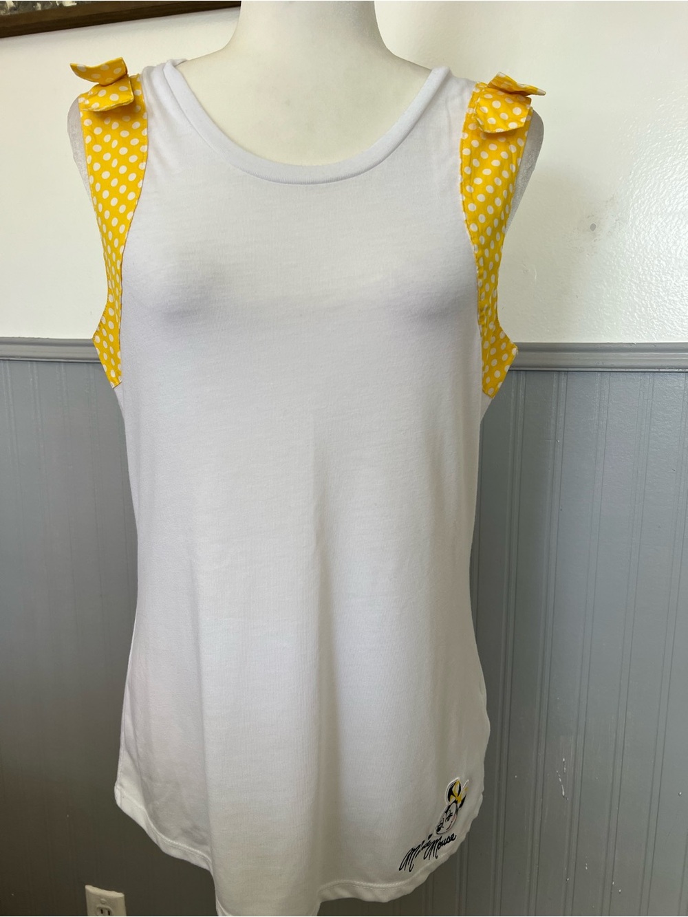 Disney Parks Minnie Mouse Top / Yellow Bows with Polka Dots / Large / Disneyland